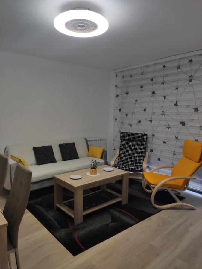 Apartamento Estel لا سو دي أورغل المظهر الخارجي الصورة